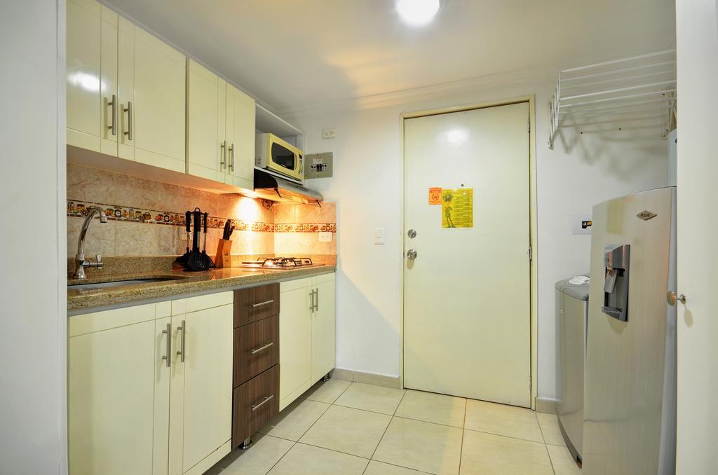 Apartamentos Amoblados Jg De La 70 Medellín Kültér fotó