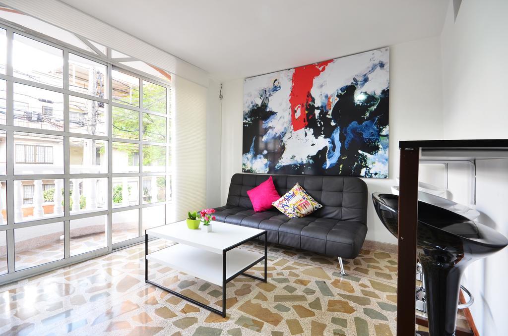 Apartamentos Amoblados Jg De La 70 Medellín Kültér fotó