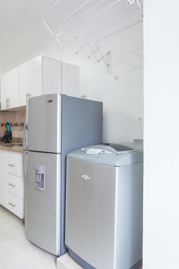 Apartamentos Amoblados Jg De La 70 Medellín Kültér fotó